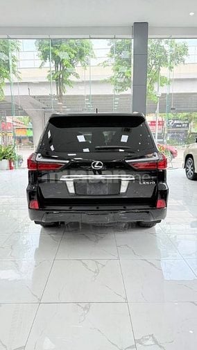 Bán Lexus LX570 nhập Mỹ sản xuất 2016, 1 chủ từ mới, biển Hà Nội.