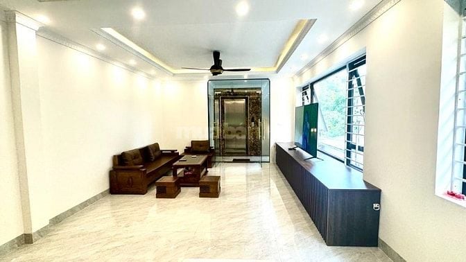 🏠 THẠCH BÀN – LÔ GÓC ĐẸP – NHÀ 6 TẦNG THANG MÁY – GARA Ô TÔ – GẦN HỒ 