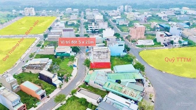 Bán nền 105m2 giá chỉ 18tr/m2 gần Bình Chánh, sang tên liền, có SHR