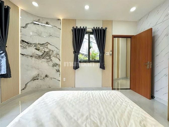 BÁN MẶT TIỀN VIP PHÚ NHUẬN hh 80Tr