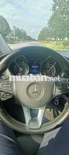 Xe chính chủ Mercedes V250 Luxury sx2021-69000 km