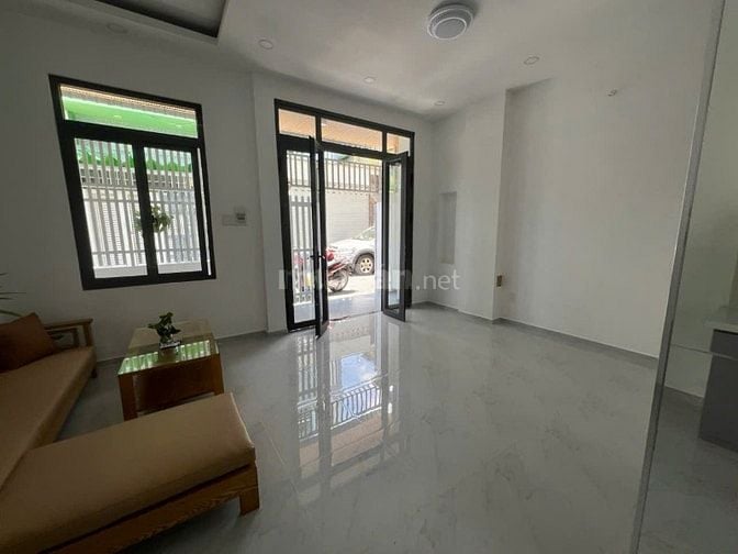 Bán nhà hẻm xe hơi quay đầu giá 6,7ty Q2