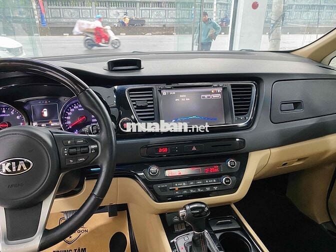 Kia Sedona 2016 3.3L GATH - 86000 km