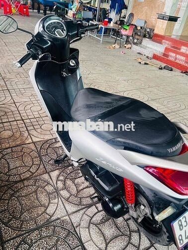 Xe tay ga Janus bạc smartkey 2019