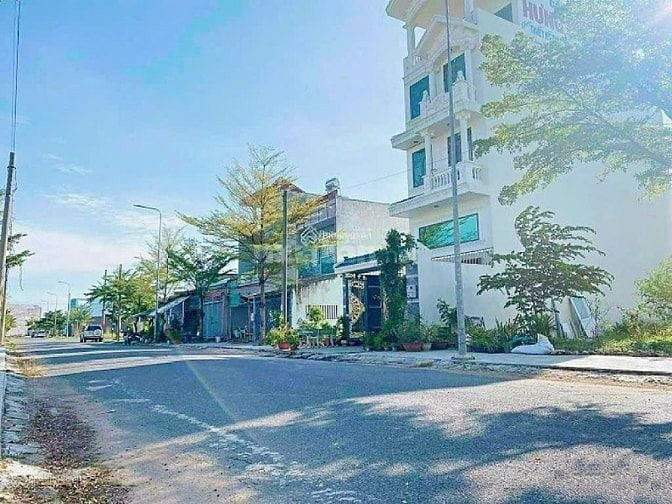 Bán nền 105m2 giá chỉ 18tr/m2 gần Bình Chánh, sang tên liền, có SHR