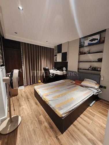 Nhà mặt Ngõ 523 Minh Khai Dt:36m/6tang/mt:4m