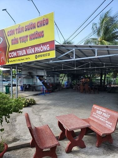 Bán nhà đất mặt tiền quốc lộ 60