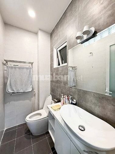 CHỦ GIẢM SÂU, CHDV HÒA HƯNG QUẬN 10, 6TỶ890 dòng tiền 30tr/tháng, SHR