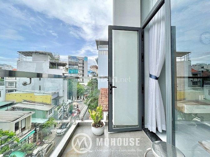 Duplex Ban công - Rộng 60m² Full Nội Thất - Thang Máy - ngay Sân Bay 