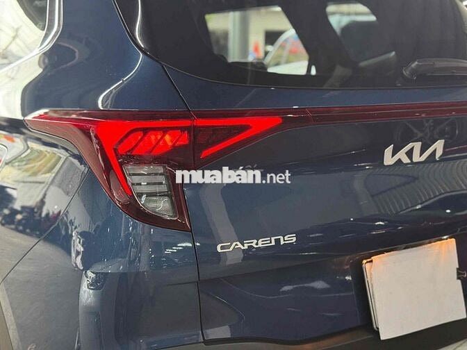 Kia Carens 2024 1.5G IVT - 6000 km