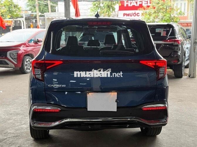 Kia Carens 2024 1.5G IVT - 6000 km