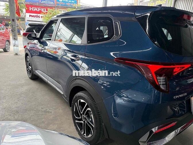 Kia Carens 2024 1.5G IVT - 6000 km