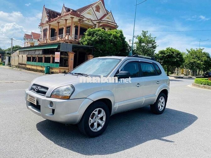 Hyundai Tucson 2009 2.0 AT - 120000 km