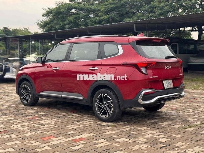 Kia Carens 2023 1.5G Luxury - 42000 km