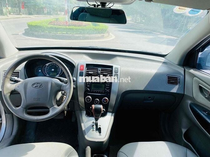 Hyundai Tucson 2009 2.0 AT - 120000 km