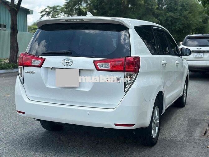 Toyota Innova 2019 2.0E - 93000 km