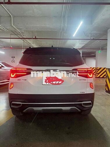 Kia Seltos 2022 Premium 1.4 AT - 66999 km