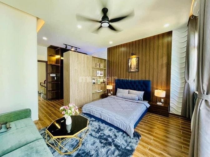 Nhà Đẹp 100m2 ngang 5,5 ngay cư xá Đô Thành. Đường rộng 6m.Chỉ 5,75 tỷ
