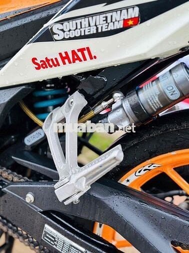 Sonic Repsol bản chưng bày chính chủ bao ký rút TQ