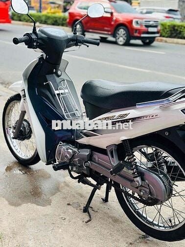 Si110 Chính chủ zin nguyên con bảo hành 3tháng
