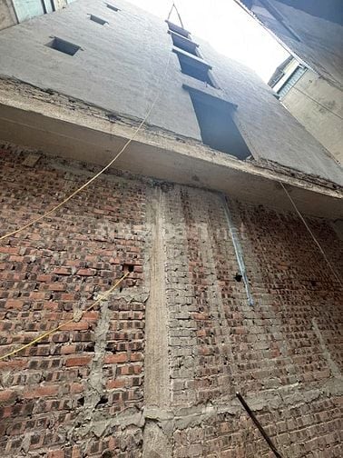 BÁN NHÀ 5 TẦNG THANG MÁY TRẦN KHÁT CHÂN - 31m2 - GIÁ CHỈ 8TY350
