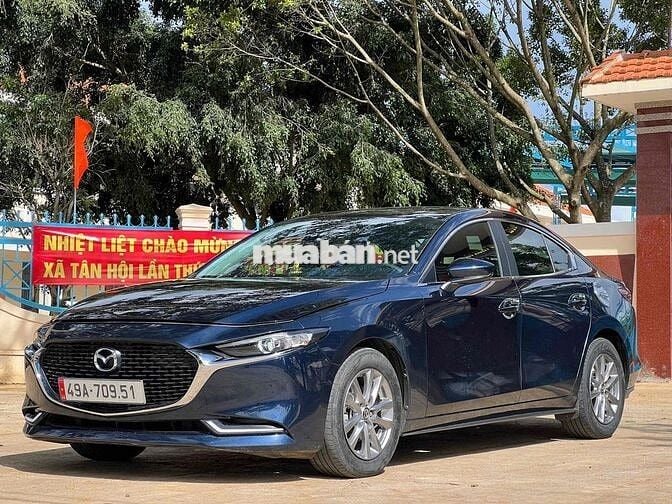 Mazda 3 2021 1.5 Luxury - 49000 km