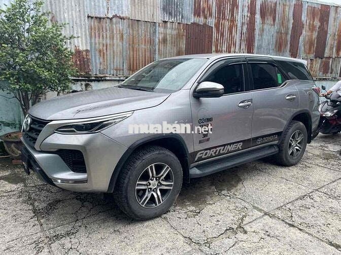 Toyota Fortuner MT 2020 xe bền bỉ