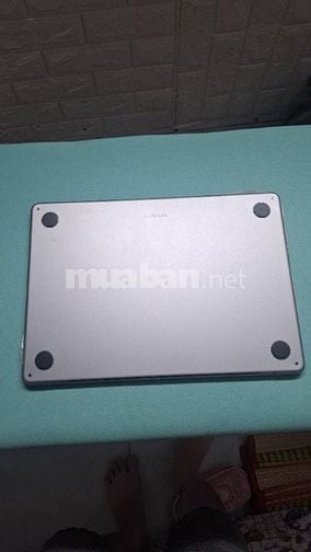 Bán Macbook M2 8G/256GB, 2024, . Giá 17tr