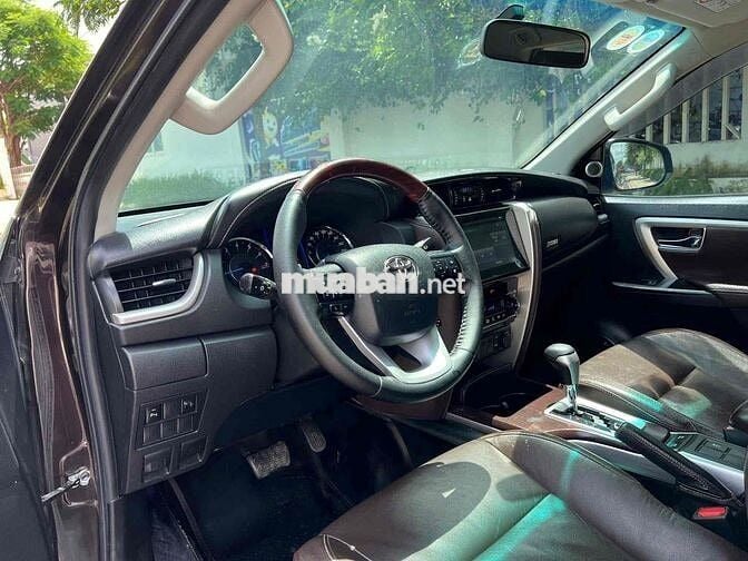 Toyota Fortuner 2018 2.7V 4x2 AT - 95000 km