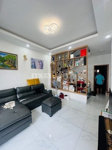 Nhà Nguyễn Quang Diêu, Tân Phú. Cần bán , nhà sổ hồng riêng chính chủ