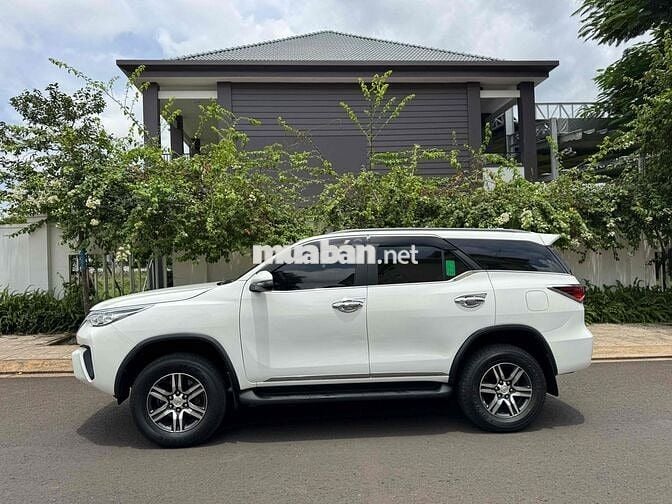 Toyota Fortuner 2019 2.4G 4x2 MT - 91000 km