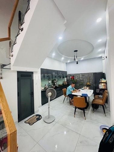 Nhà Nguyễn Quang Diêu, Tân Phú. Cần bán , nhà sổ hồng riêng chính chủ