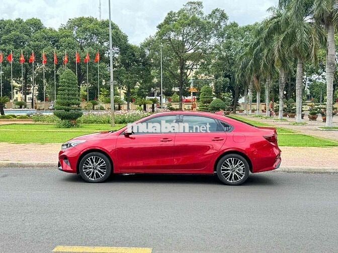 bán xe KIA K3 2022 MT rất đẹp