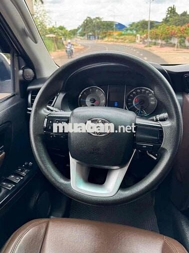 Toyota Fortuner 2017 2.4G 4x2 - 97000 km
