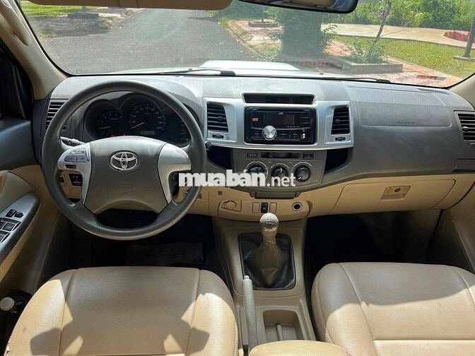 Toyota Hilux 2013 2.5E - 145000 km