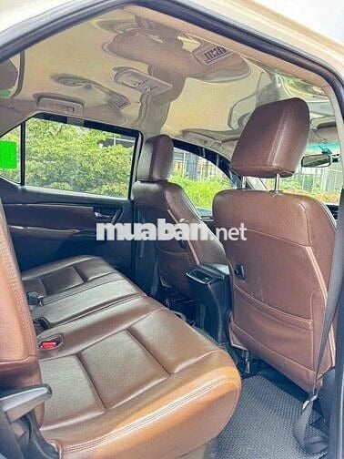 Toyota Fortuner 2017 2.4G 4x2 - 97000 km
