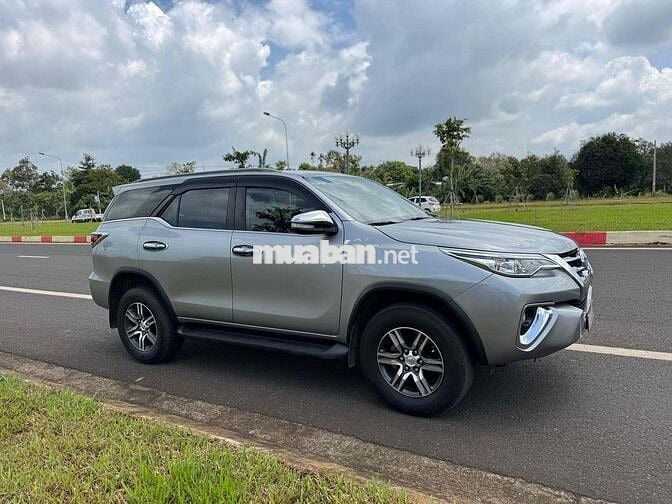 Toyota Fortuner 2017 2.4G 4x2 MT - 97000 km