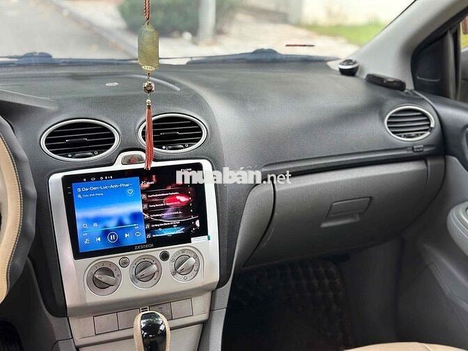 Ford Focus 2011 1.8 AT - 150000 km