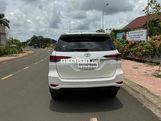 Toyota Fortuner 2017 2.4G 4x2 - 97000 km