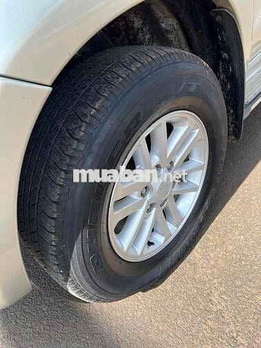 Toyota Hilux 2013 2.5E - 145000 km