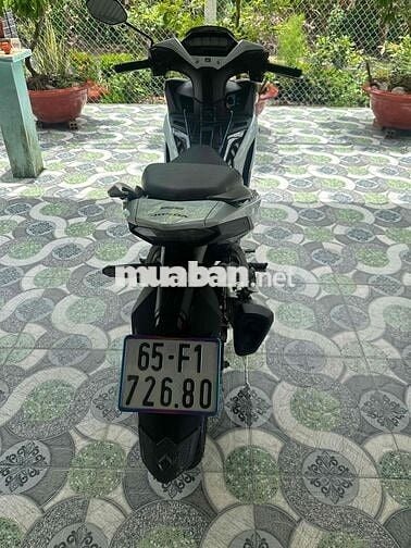 CẦN BÁN XE WINNER X V3 xe đi ít đi còn đẹp