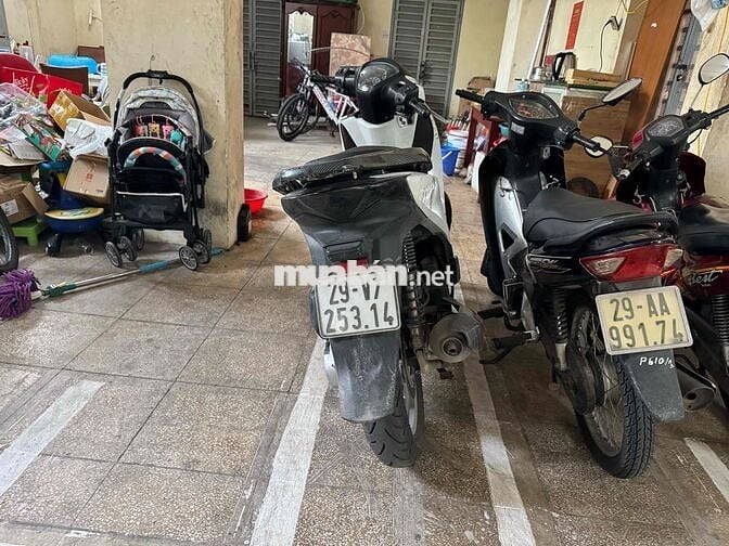 Lên đời mình muốn bán Sh2015 đen đăng kí 2016