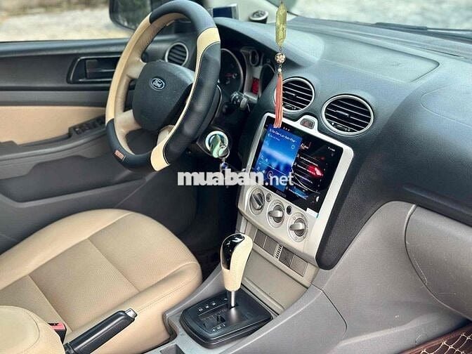 Ford Focus 2011 1.8 AT - 150000 km