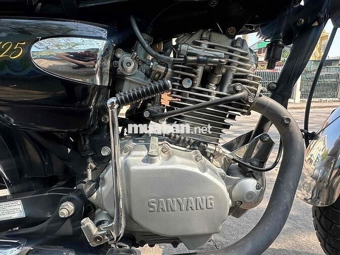 HUSKY 125