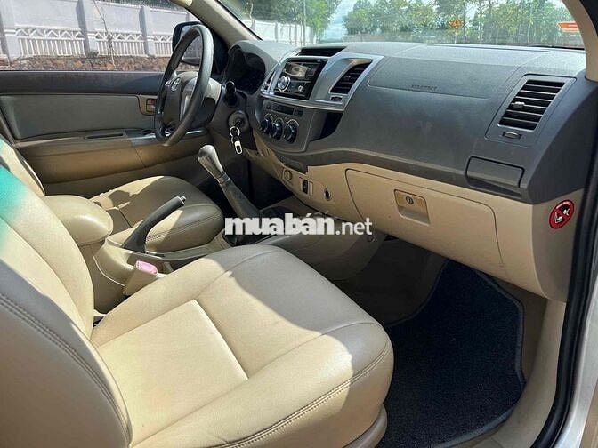 Toyota Hilux 2013 2.5E - 145000 km