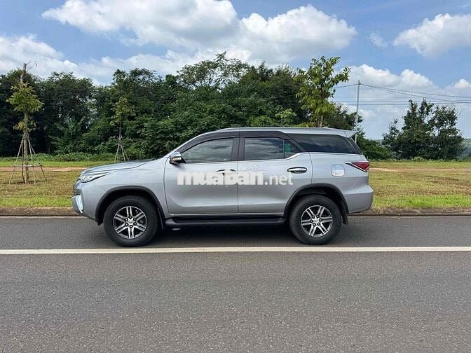 Toyota Fortuner 2017 2.4G 4x2 MT - 97000 km