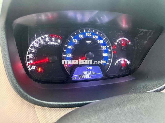 Hyundai Grand i10 2018 Sedan 1.2 MT - 31000 km