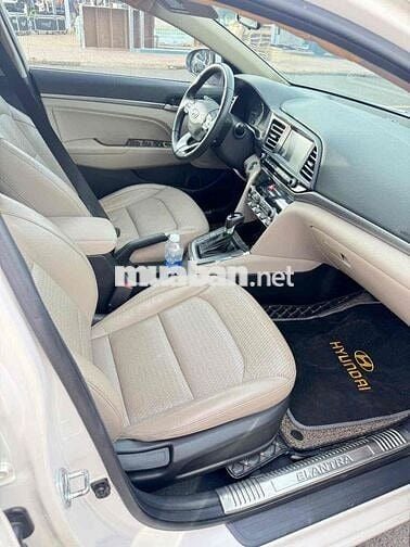 Bán xe elantra 2020 AT rất đẹp