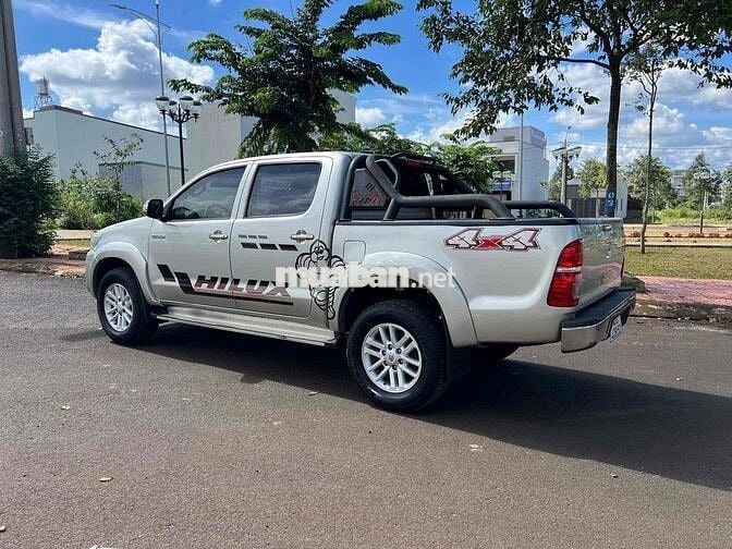 Toyota Hilux 2013 2.5E - 145000 km
