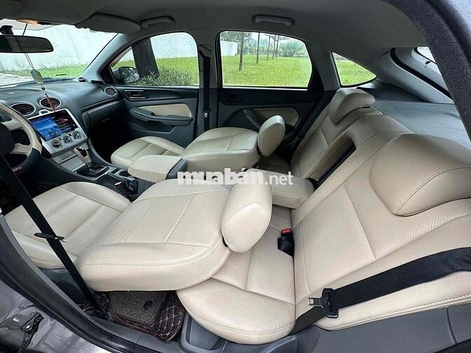 Ford Focus 2011 1.8 AT - 150000 km